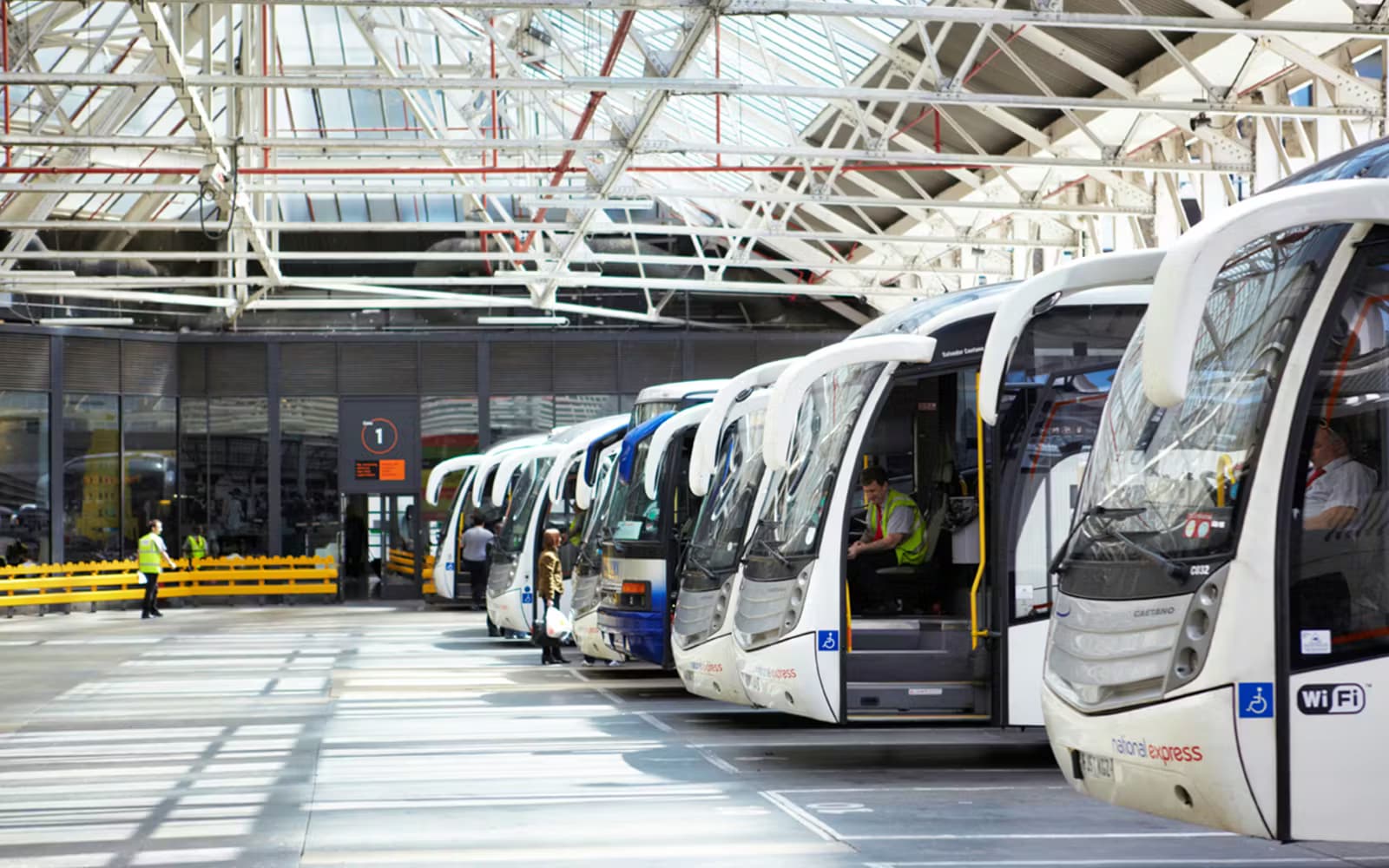 London Gatwick Airport Transfer - Image 4